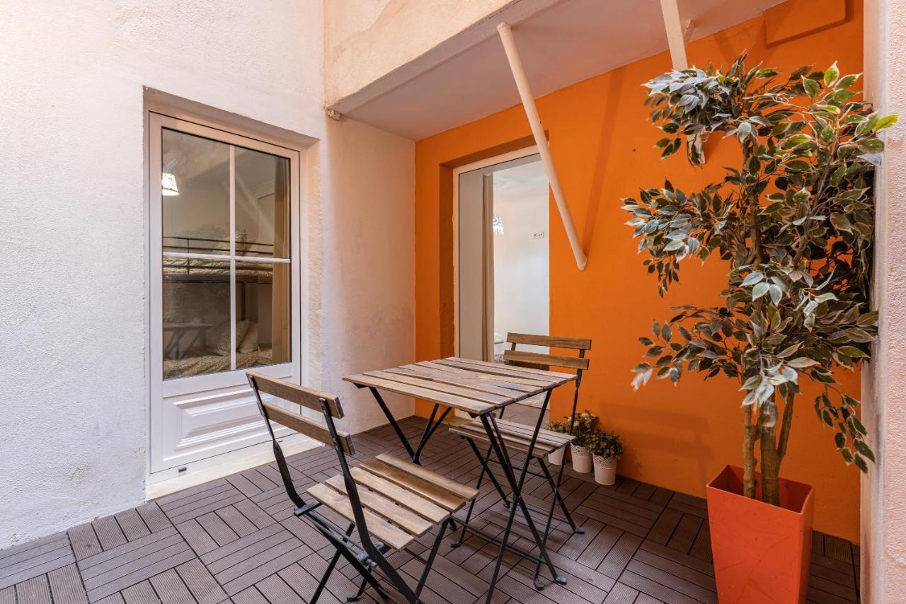 Апартаменты Lovely Patio Getaway In Лиссабон Экстерьер фото